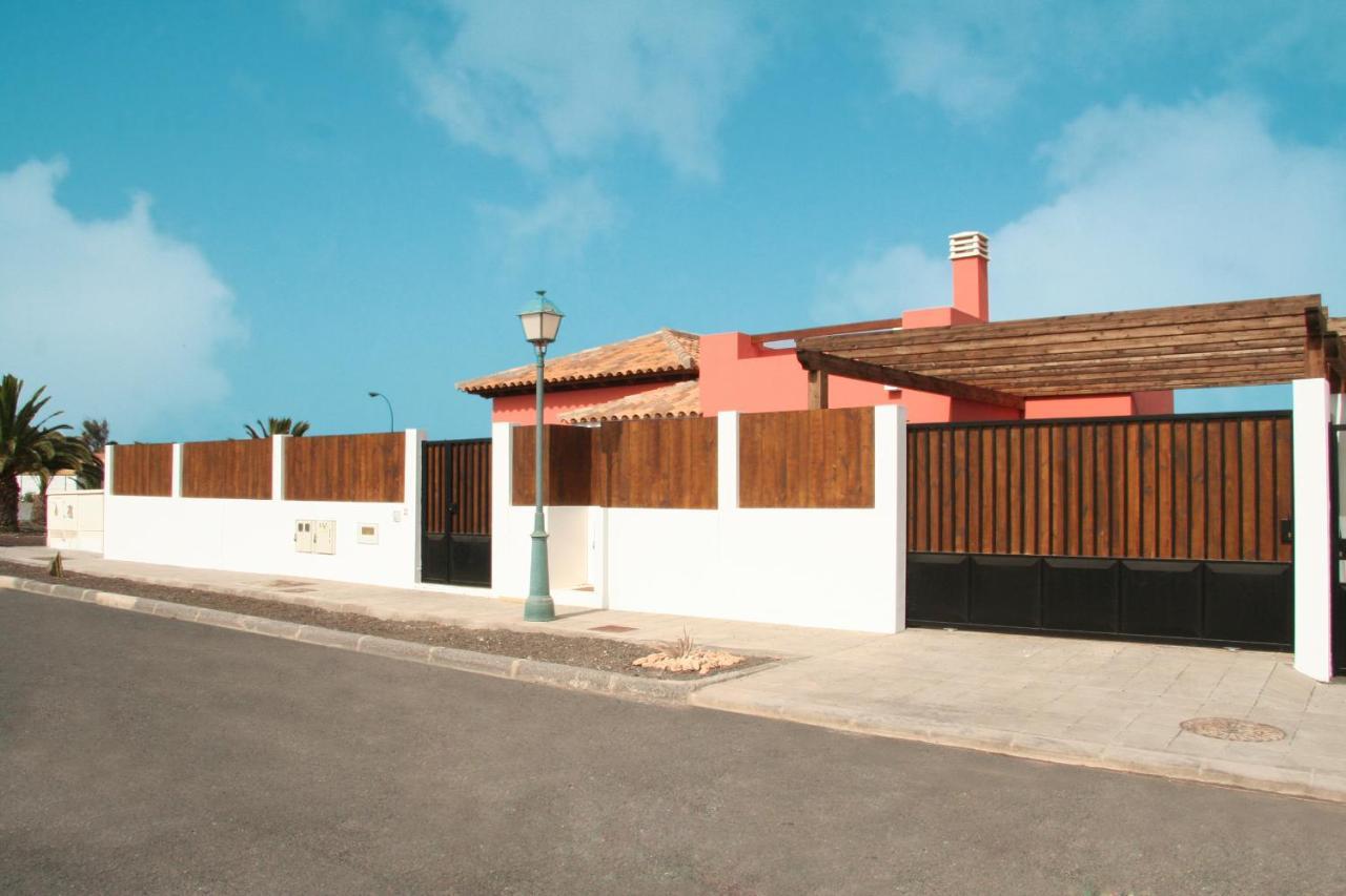كاليتا ذي فوستي Villas Alicia By Escape Home المظهر الخارجي الصورة
