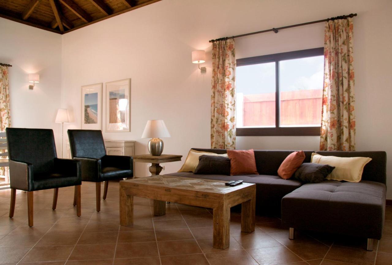 كاليتا ذي فوستي Villas Alicia By Escape Home المظهر الخارجي الصورة